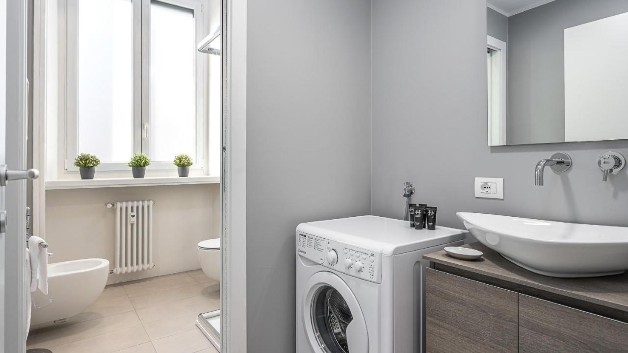 Classbnb - Due Moderni Appartamenti A 1Km Dall'Arco Della Pace Milan Exterior photo