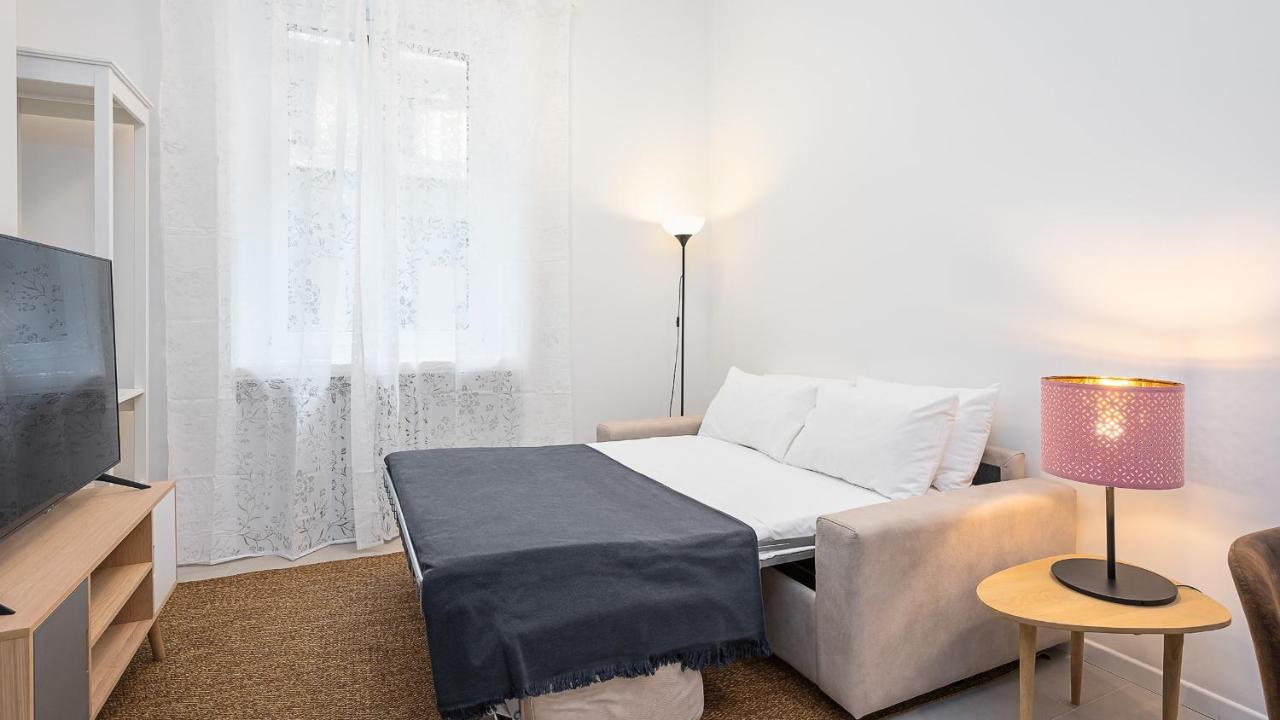 Classbnb - Due Moderni Appartamenti A 1Km Dall'Arco Della Pace Milan Exterior photo
