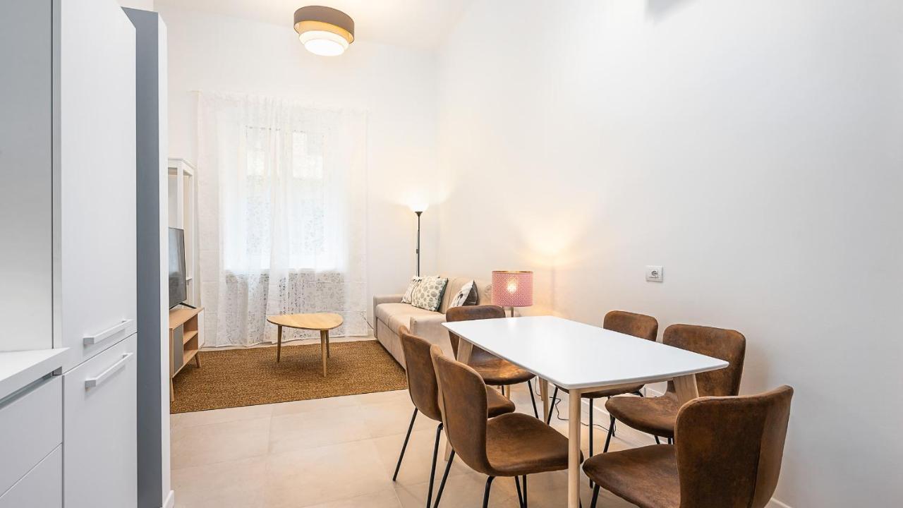 Classbnb - Due Moderni Appartamenti A 1Km Dall'Arco Della Pace Milan Exterior photo